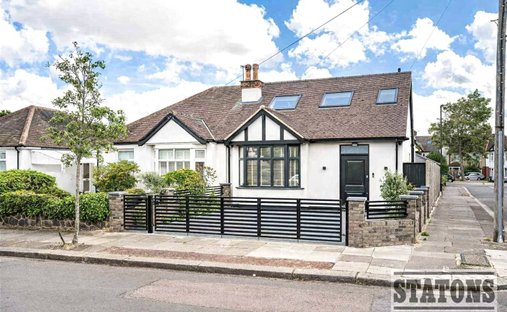 House in Bush Hill Park, Enfield, England 1