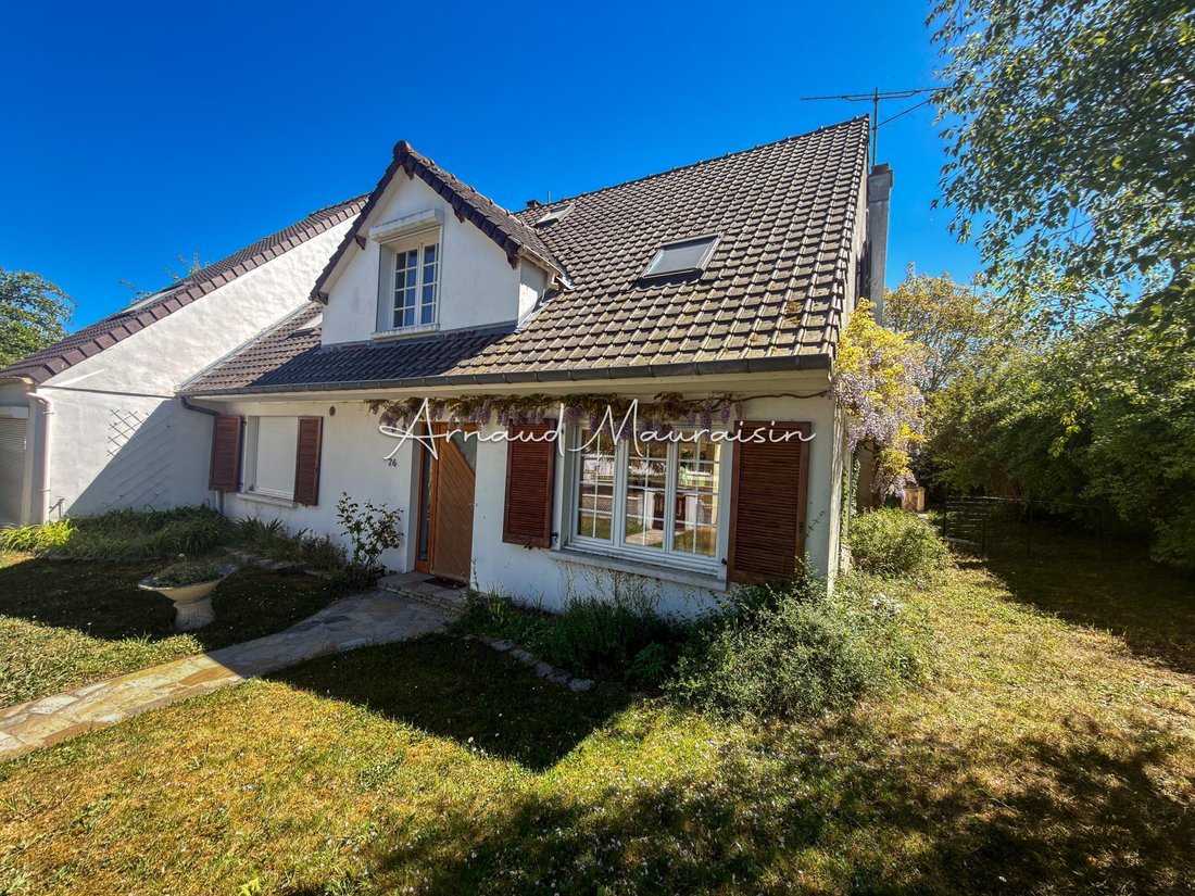 House in Orry-la-Ville, Hauts-de-France, France 2 - 18157562