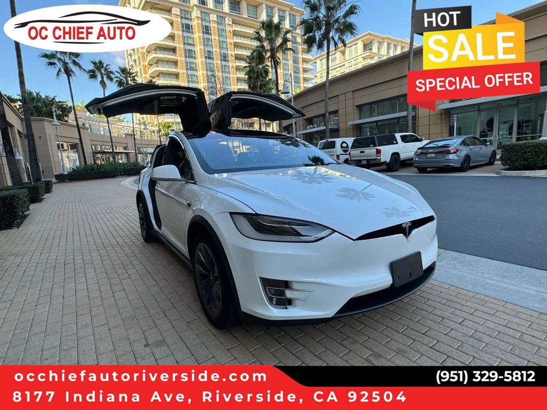Suv in Riverside, CA, United States 1 - 18168878