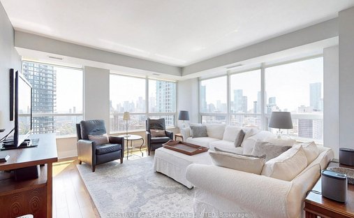 Appartement à Toronto, Ontario, Canada 1