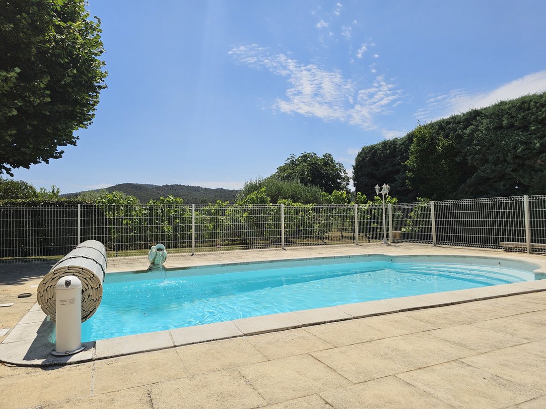 House in La Roque-d'Anthéron, Provence-Alpes-Côte d'Azur, France 2 - 17467220