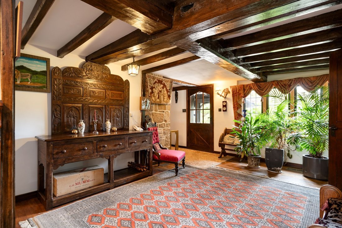 Estate in Smallfield, South Godstone, England 3 - 18162660