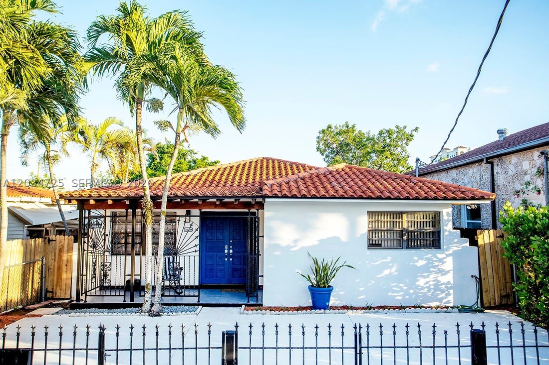 House in Miami, Florida, United States 4 - 18132958
