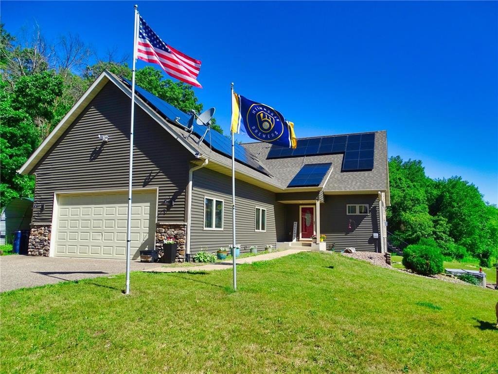 House in Eau Claire, Wisconsin, United States 1 - 18166916