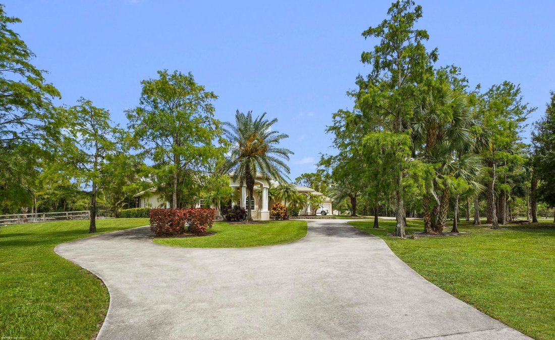 House in The Acreage, Florida, United States 5 - 18155303