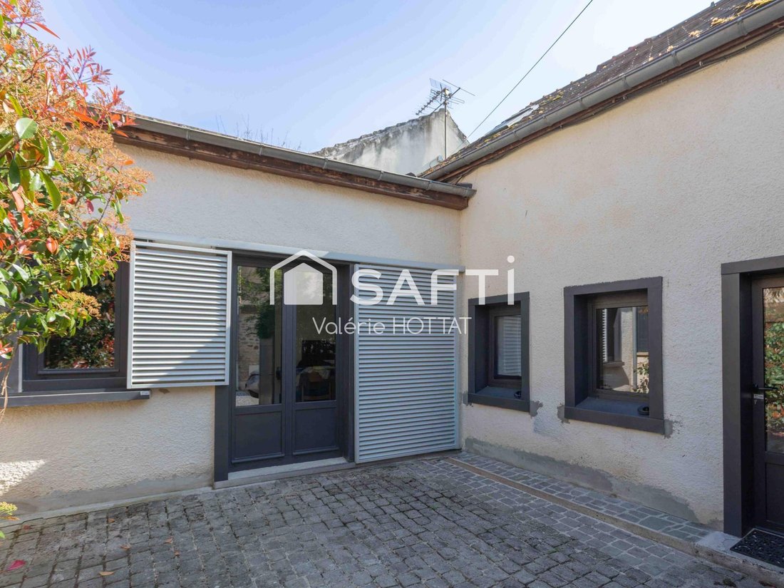 House in Orgeval, Ile-de-France, France 1 - 17742765