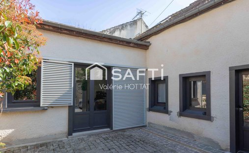 House in Orgeval, Ile-de-France, France 1