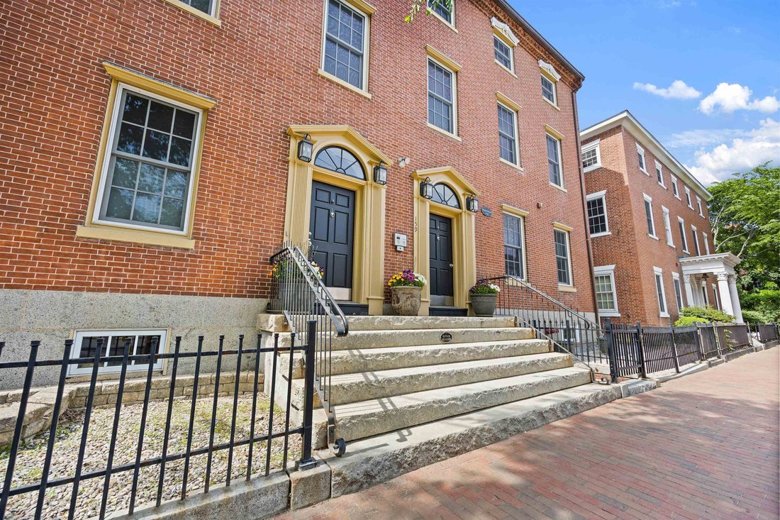 Condo in Portsmouth, New Hampshire, United States 1 - 18160438
