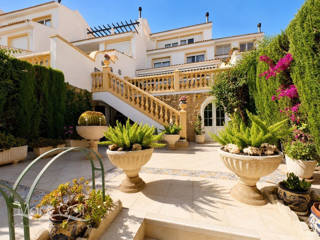 Townhouse in Alicante, Valencian Community, Spain 1 - 18154222