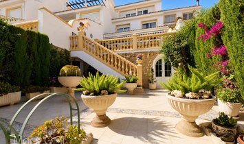Stadthaus in Alicante, Land Valencia, Spanien 1