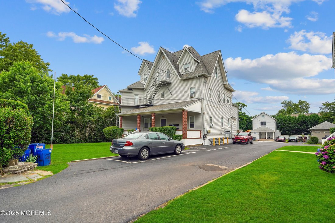 Long Branch, New Jersey, United States 2 - 18159645