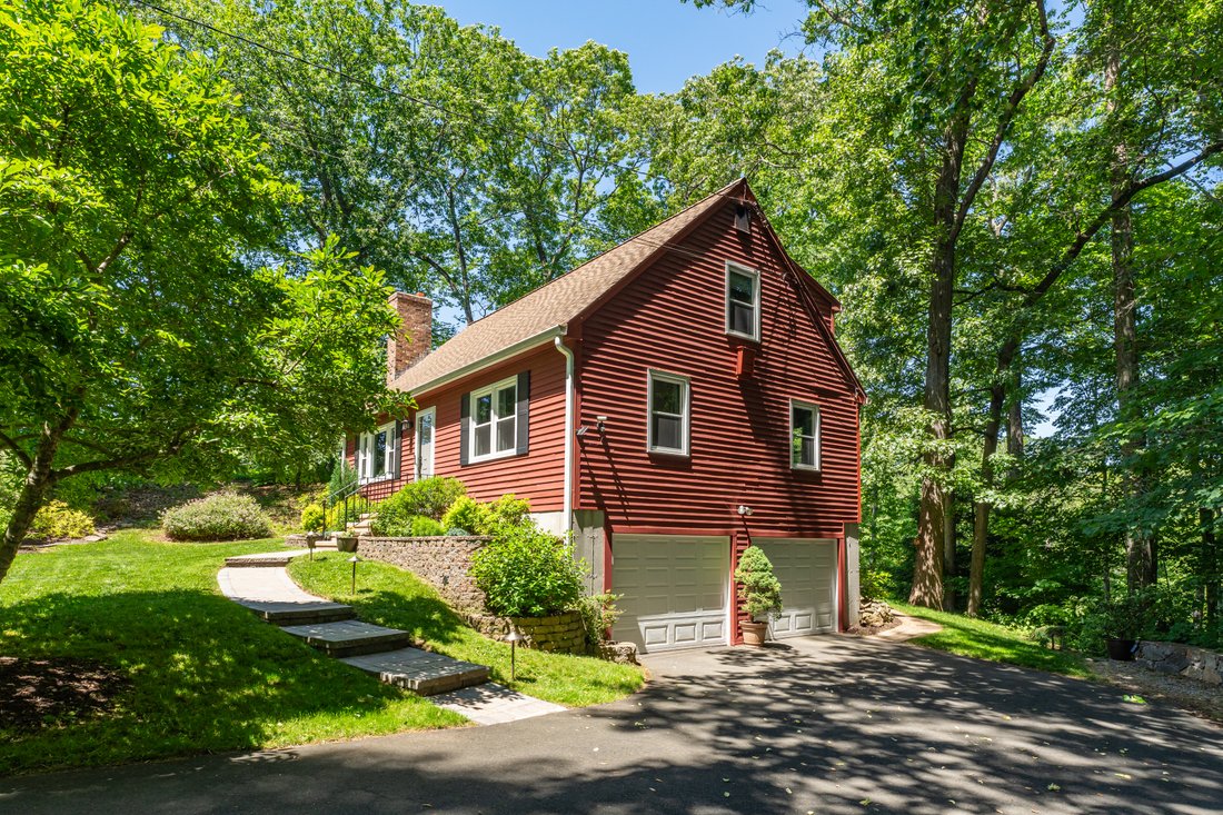 House in Guilford, Connecticut, United States 2 - 18164688