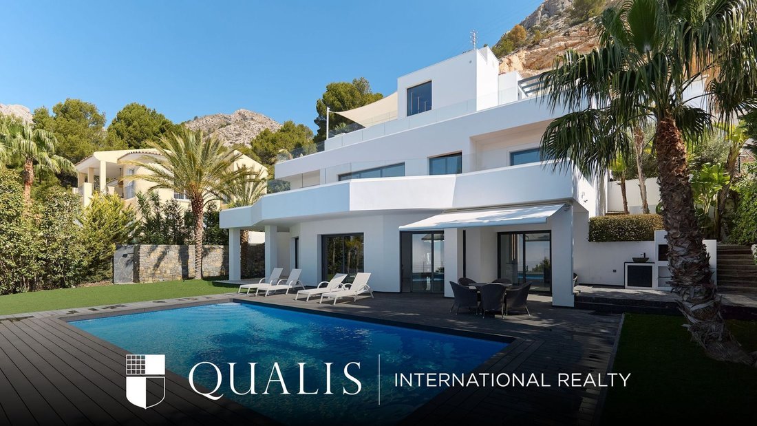 Villa in Zona de Mascarat, Valencian Community, Spain 1 - 18156581