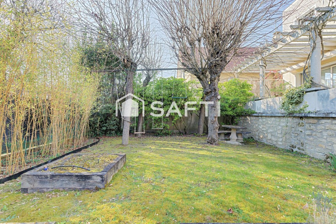 House in Adamville, Saint-Maur-des-Fossés, France 2 - 18050608