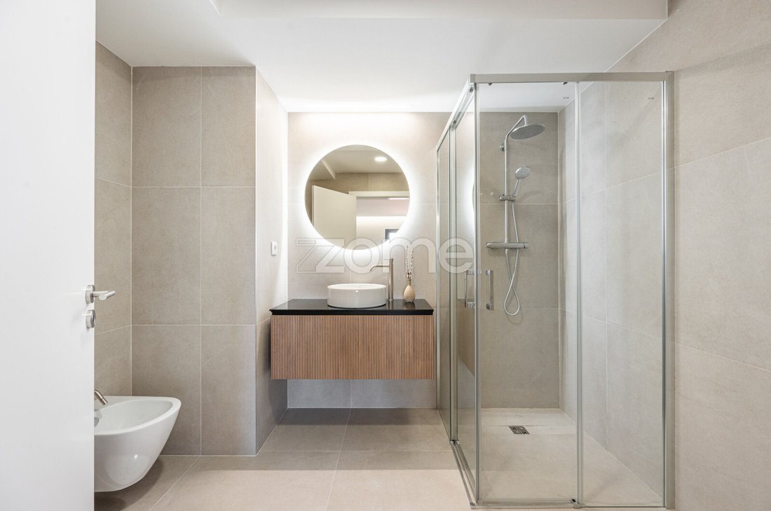 Apartamento en Santa Marinha y Sao Pedro da Afurada, Distrito de Oporto, Portugal 1 - 18161247