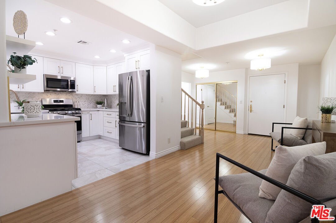 House in Los Angeles, California, United States 3 - 18156180