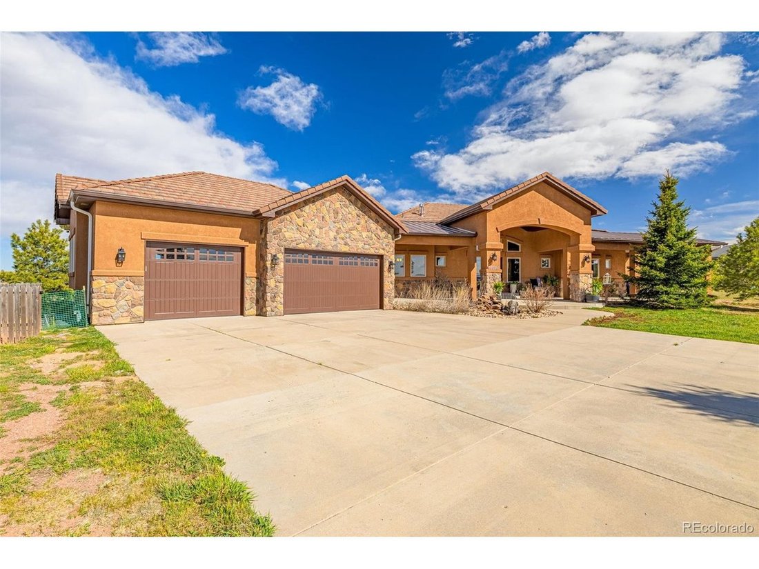 House in Colorado Springs, Colorado, United States 2 - 18166781