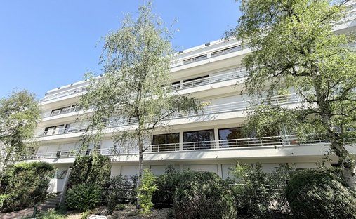 Apartment in Centre Ville, Rueil-Malmaison, France 1