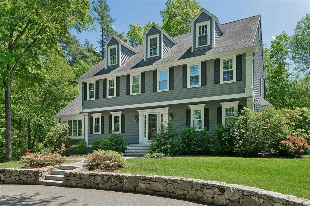 Hopkinton, Massachusetts, United States 1 - 18154073