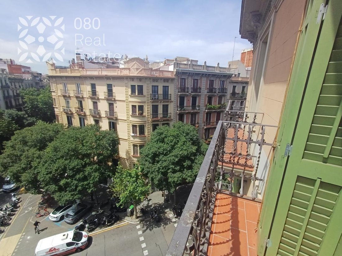 Apartment in Eixample, Barcelona, Spain 3 - 18160538