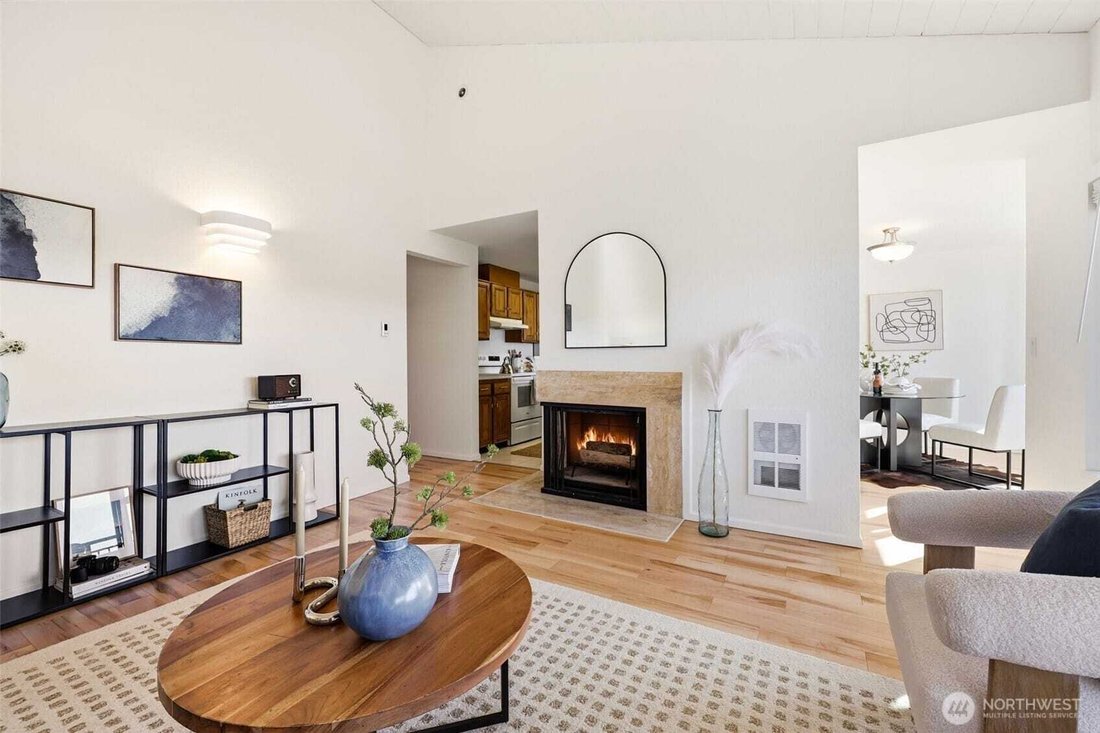 Condo in Seattle, Washington, United States 3 - 17301259