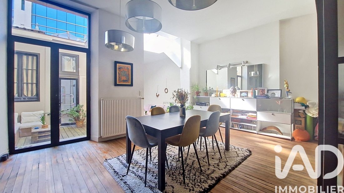 Apartment in Grand Parc-Chartrons-Paul Doumer, Bordeaux, France 1 - 18161380