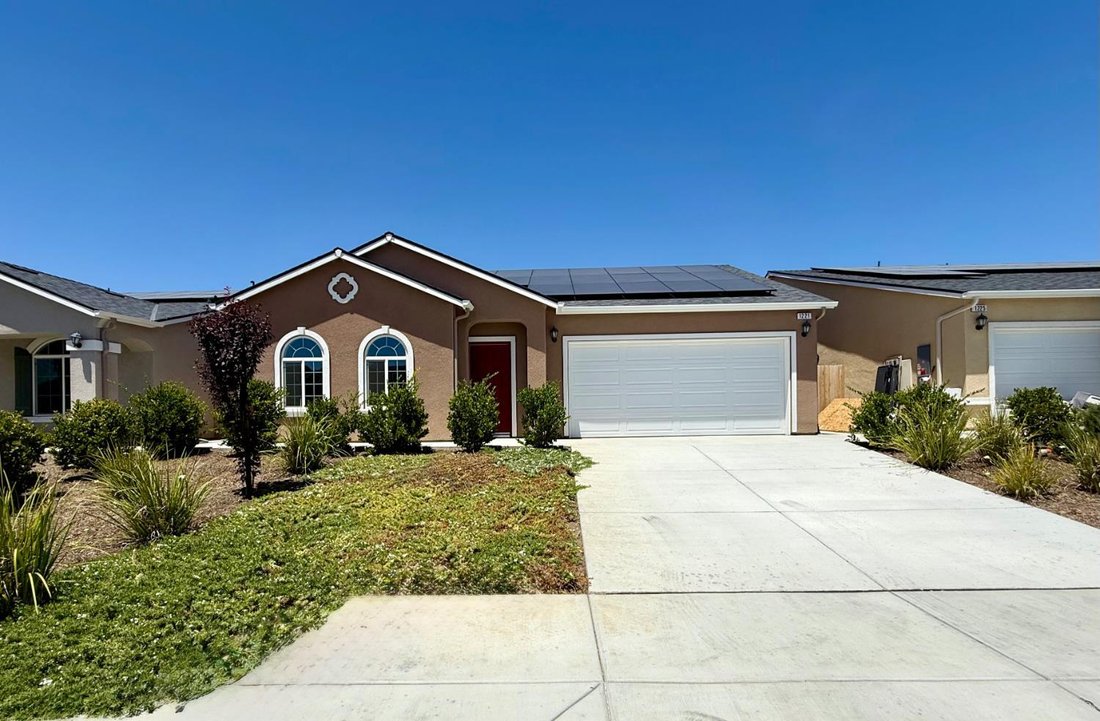 House in Avenal, California, United States 4 - 18158352