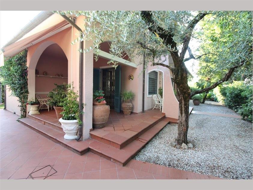 Villa in Center, Forte dei Marmi, Tuscany 2 - 18154626