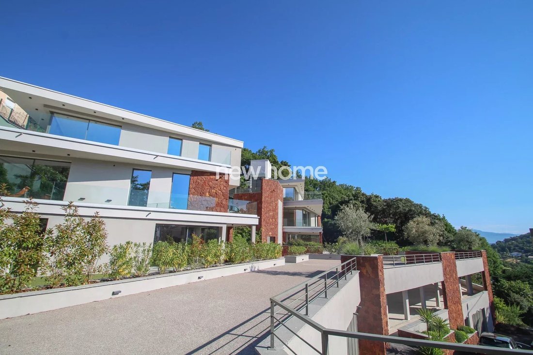 Apartment in Les Adrets-de-l'Estérel, Provence-Alpes-Côte d'Azur, France 2 - 18156679
