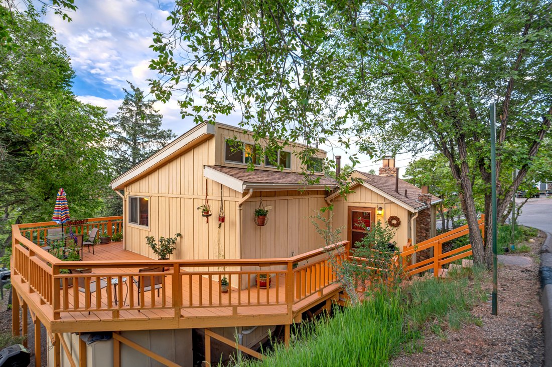 Manitou Springs, Colorado, United States 1 - 18154116