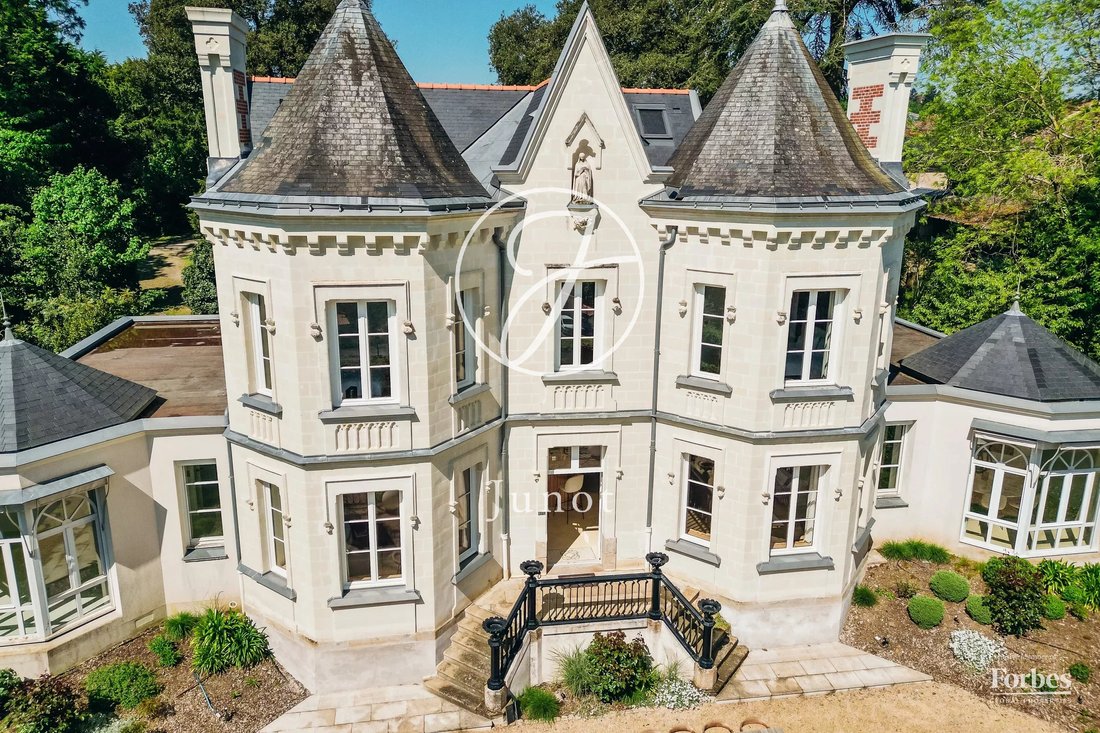 Estate in Centre Ville, Nantes, France 3 - 18162349