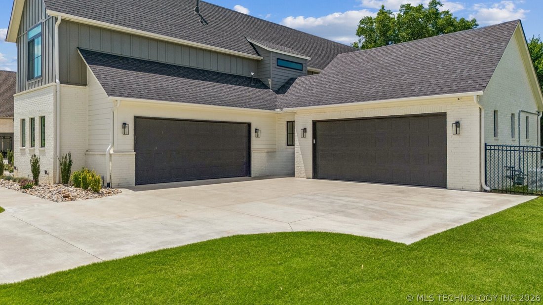 House in Owasso, Oklahoma, United States 5 - 18165143