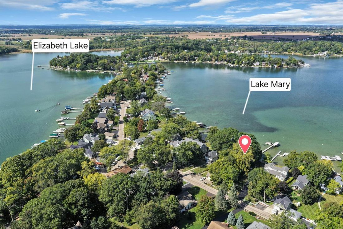 House in Twin Lakes, Wisconsin, United States 4 - 18166925