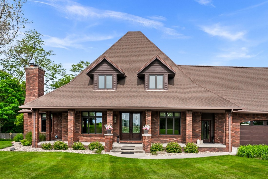 House in Downs, Illinois, United States 3 - 18159467
