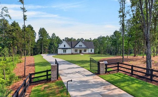 House in Fairmount, Georgia, United States 1