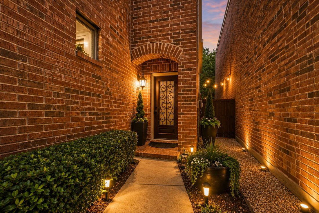 House in Flower Mound, Texas, United States 3 - 18072700