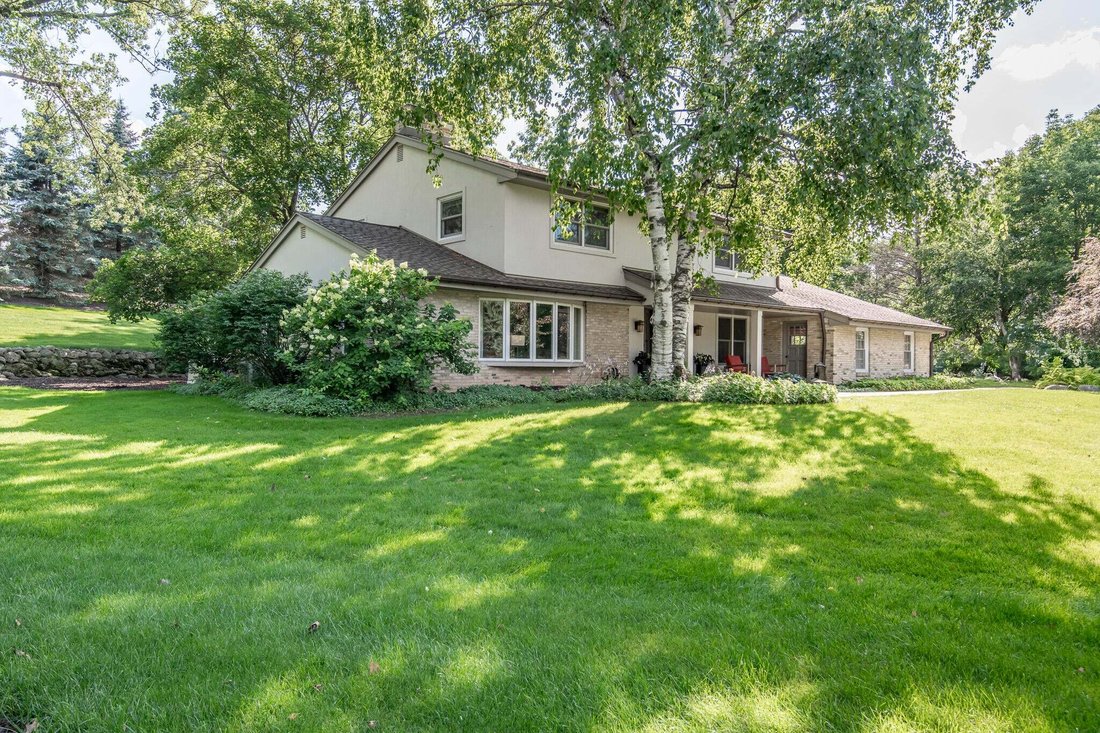 House in Elm Grove, Wisconsin, United States 2 - 18169154