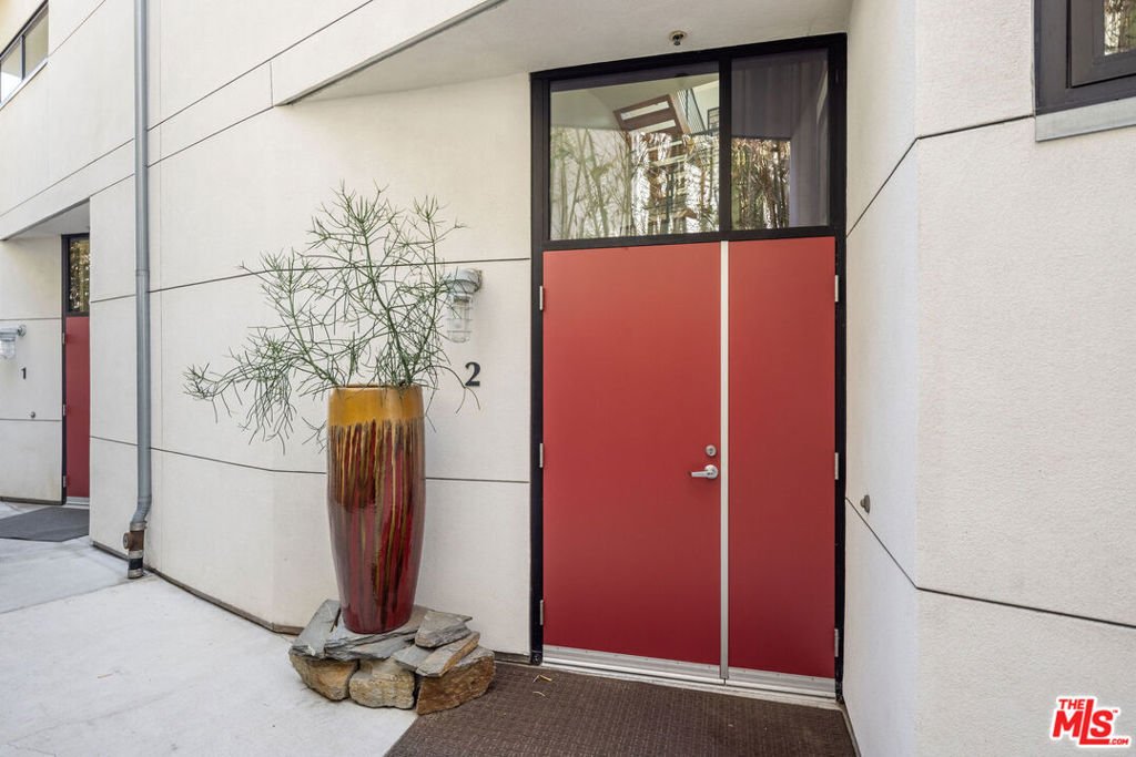Condo in Los Angeles, California, United States 4 - 18162903