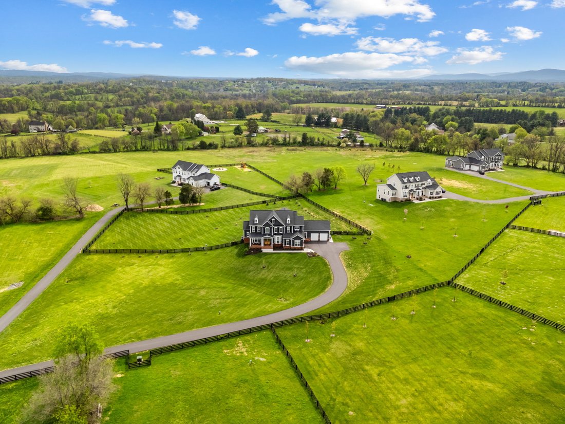 House in Lovettsville, Virginia, United States 2 - 18164710