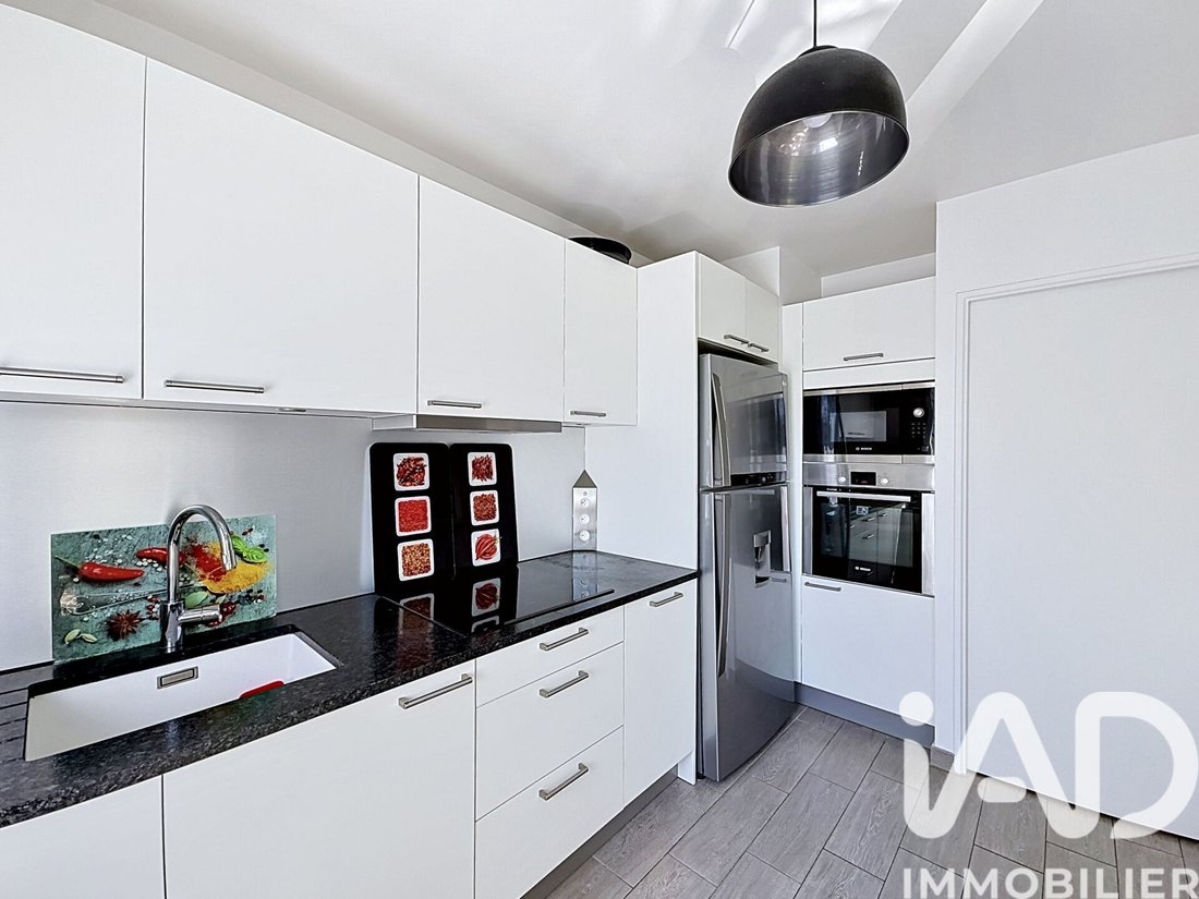 Apartment in Hachette, Le Plessis-Robinson, France 2 - 18169297