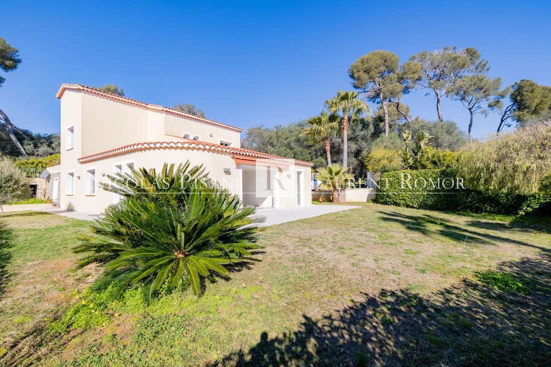 Villa in Mont Boron, Nice, Provence-Alpes-Côte d'Azur 1 - 18155658