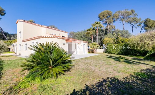 Villa in Mont Boron, Nice, Provence-Alpes-Côte d'Azur 1