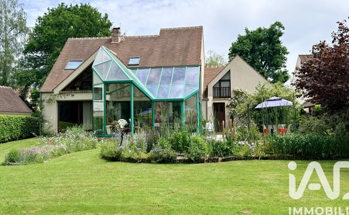 House in Ermenonville, Hauts-de-France, France 1