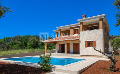 House in Porec, Istria County, Croatia 1