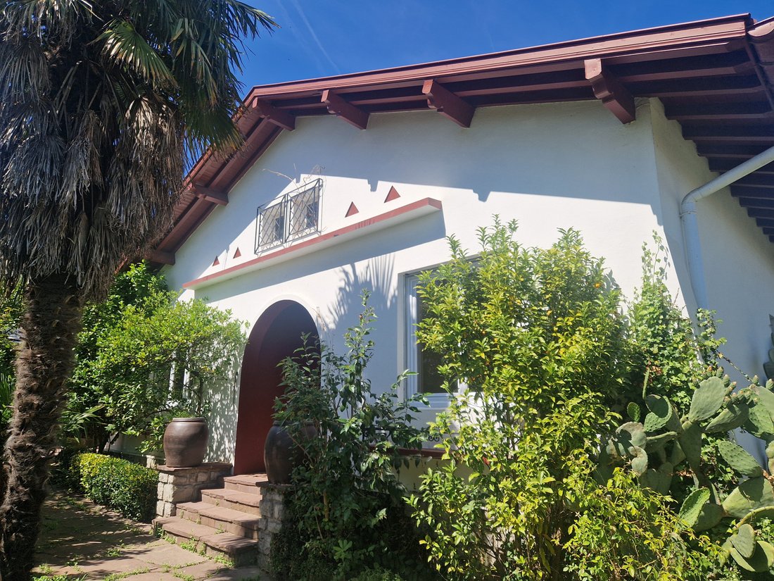 House in Centre Ville, Saint-Jean-de-Luz, France 1 - 16409282