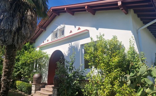House in Centre Ville, Saint-Jean-de-Luz, France 1