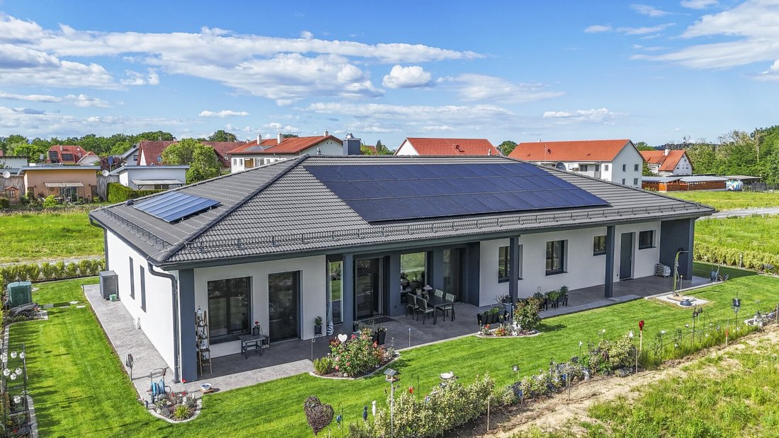Bungalow in Burgau, Austria 1 - 18156869