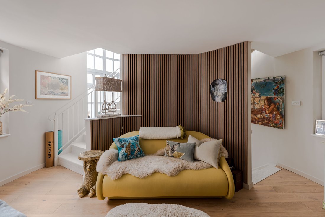 House in Kew, Richmond Upon Thames, England 2 - 18154453