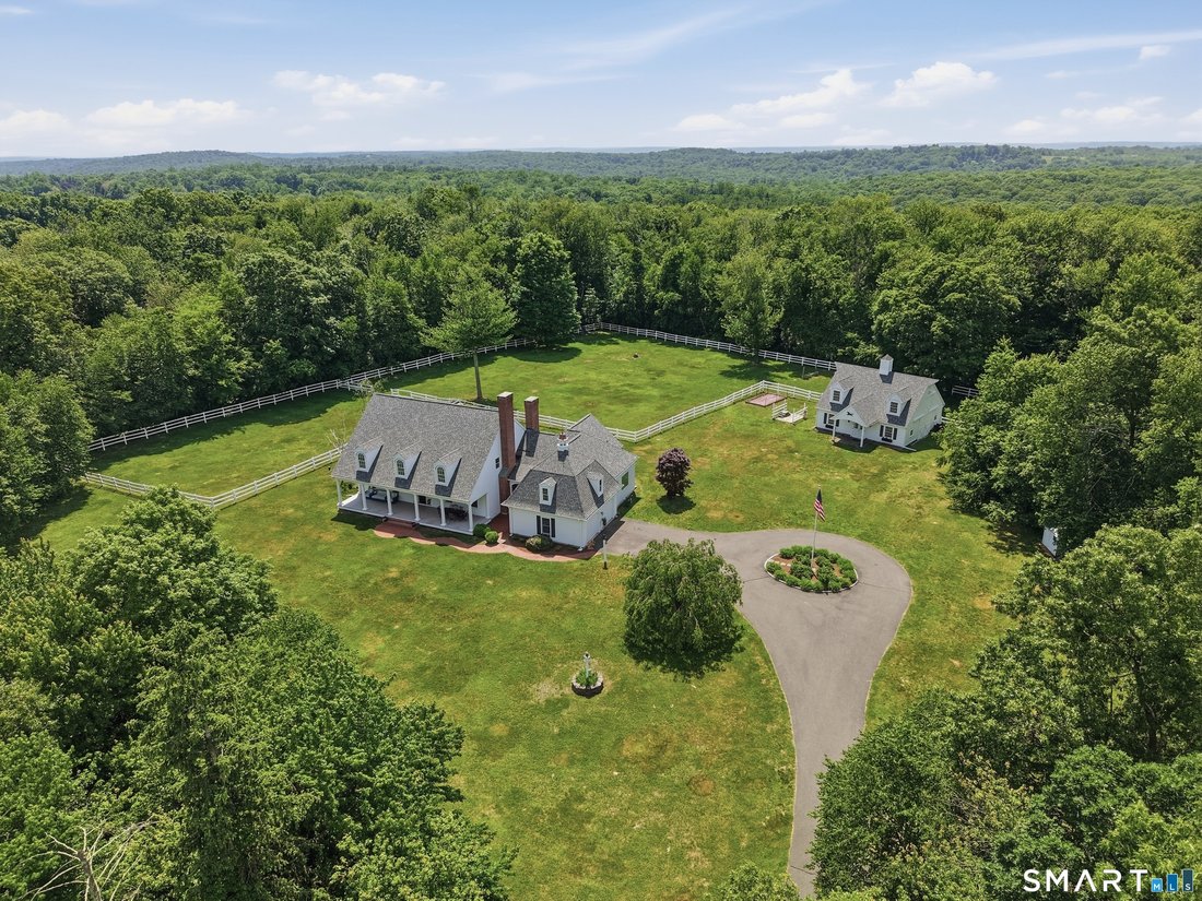 House in Bethany, Connecticut, United States 2 - 18154742