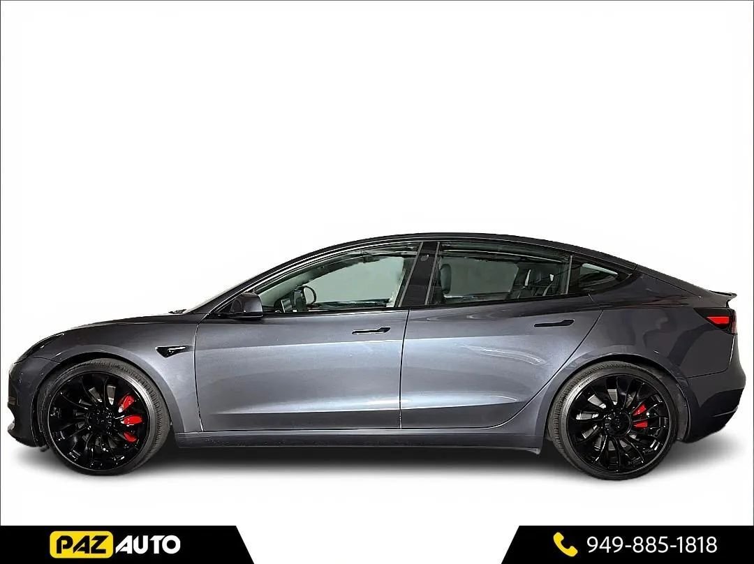 Sedan in Laguna Hills, CA, United States 2 - 17856653